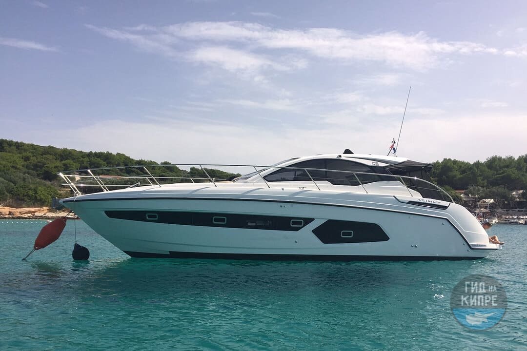 Azimut Atlantis 43